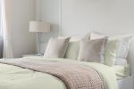 Luxuriously Soft 100% Viscose Derived from Bamboo 5-Piece Sheet Set , Oeko-TEX Certified, Split King - Crème
